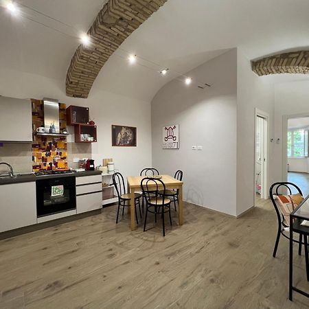 La Casa Dei Papi 71 Apartment Рим Екстериор снимка